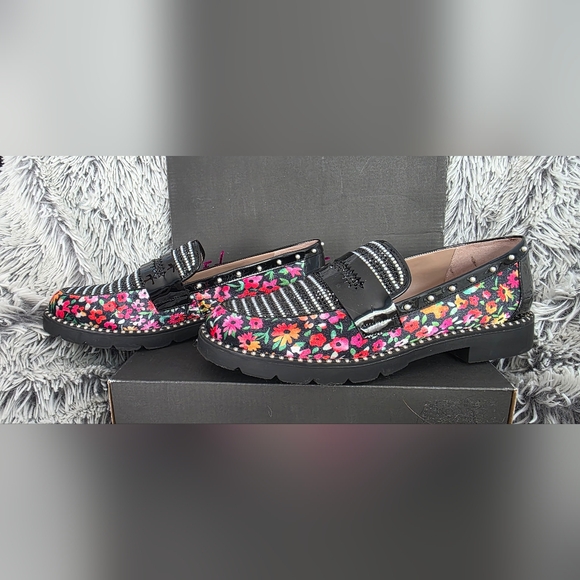 Betsey Johnson Floral Loafers - Picture 3 of 9